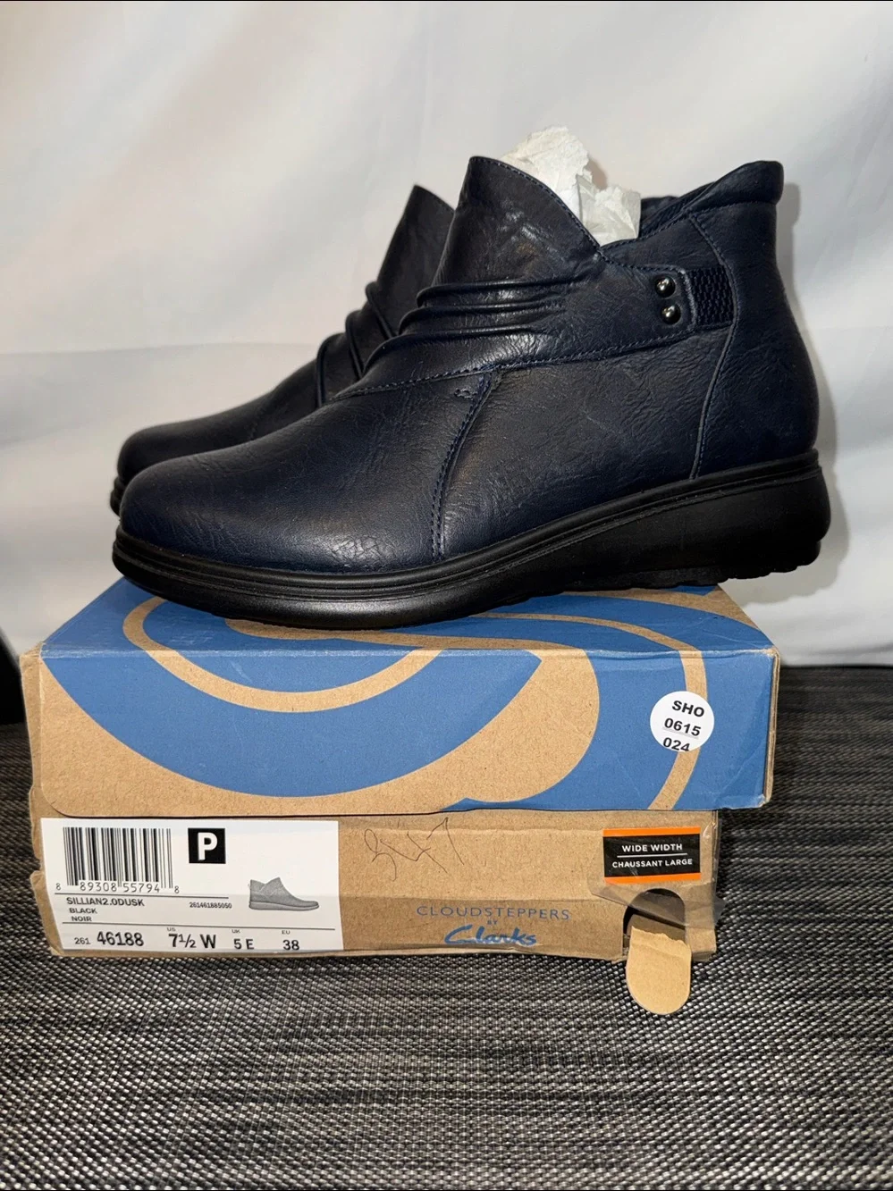 Clarks Laurieann Park Mid ankle boots